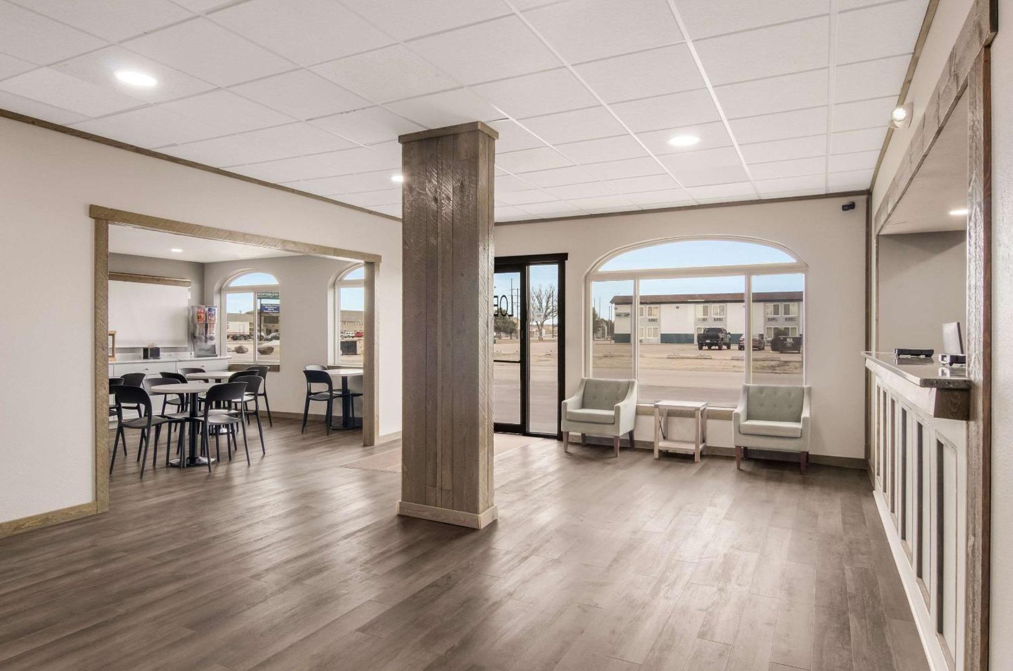 Econo Lodge Scottsbluff Exterior photo